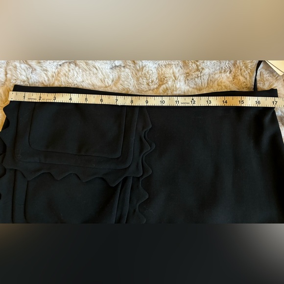 Victoria Beckham for Target Women Size Large Black Mini Skirt Scalloped Pocket - Picture 8 of 10
